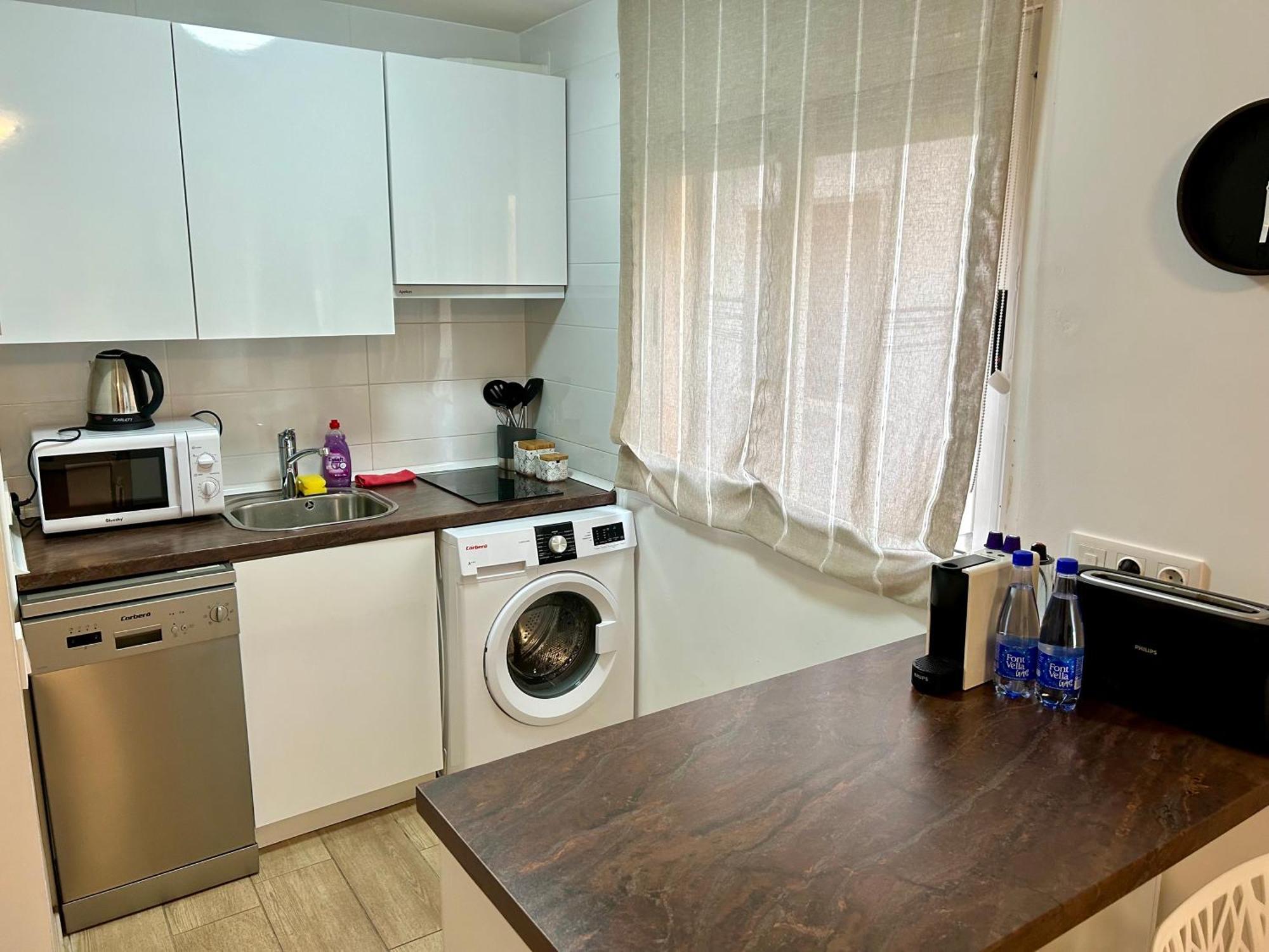 Cozy Apartment In The Center Of Benidorm Old Town Esterno foto